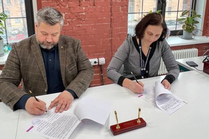 Соглашение о сотрудничестве подписал ЦОПП Смоленской области с ЦОПП Санкт-Петербурга.